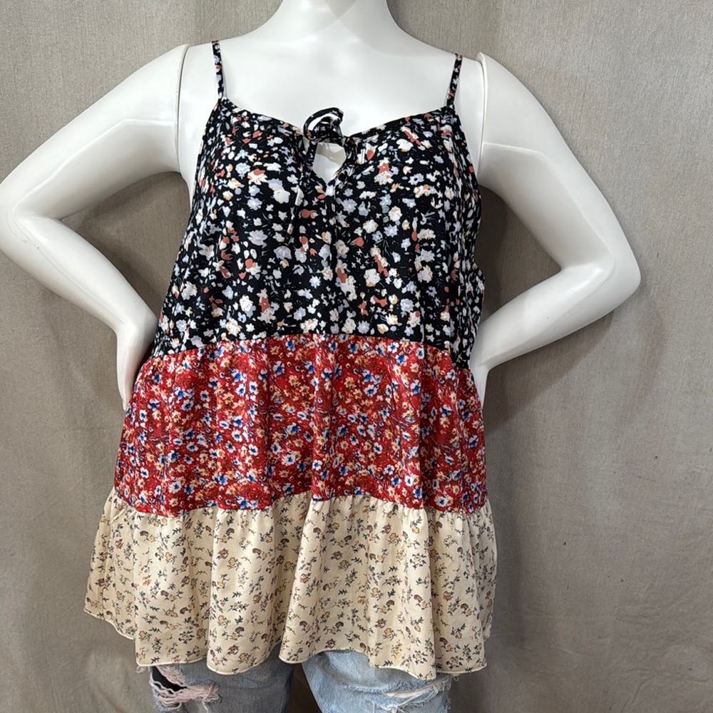 Blue red and beige floral Tiered Tie Front Camisole 3x